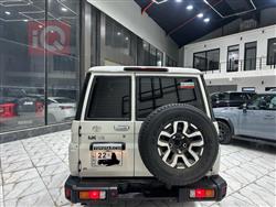 تويوتا لاند كروزر 76